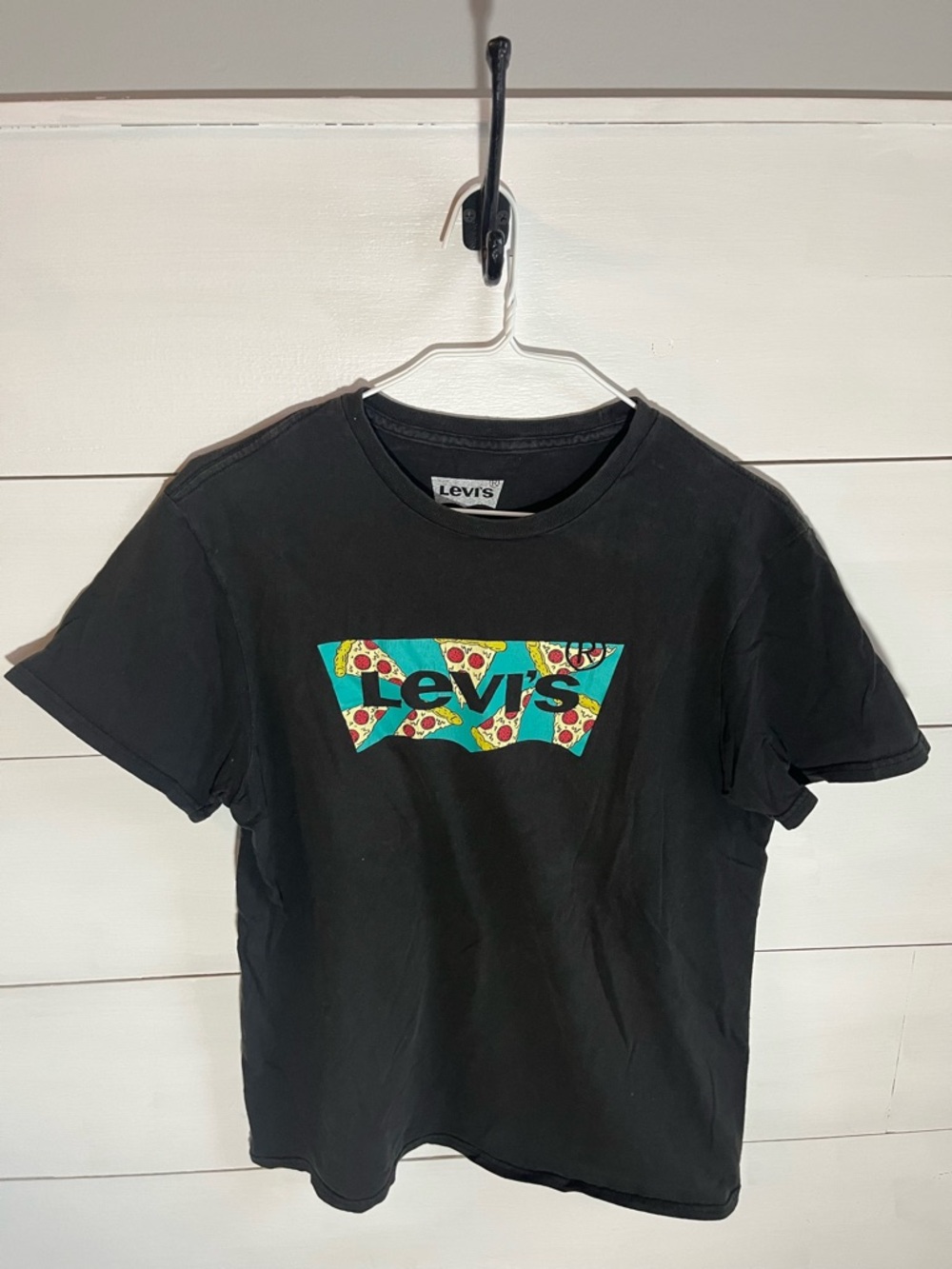 Levi's Black Graphic Crew Tee with Colorful Pizza Art